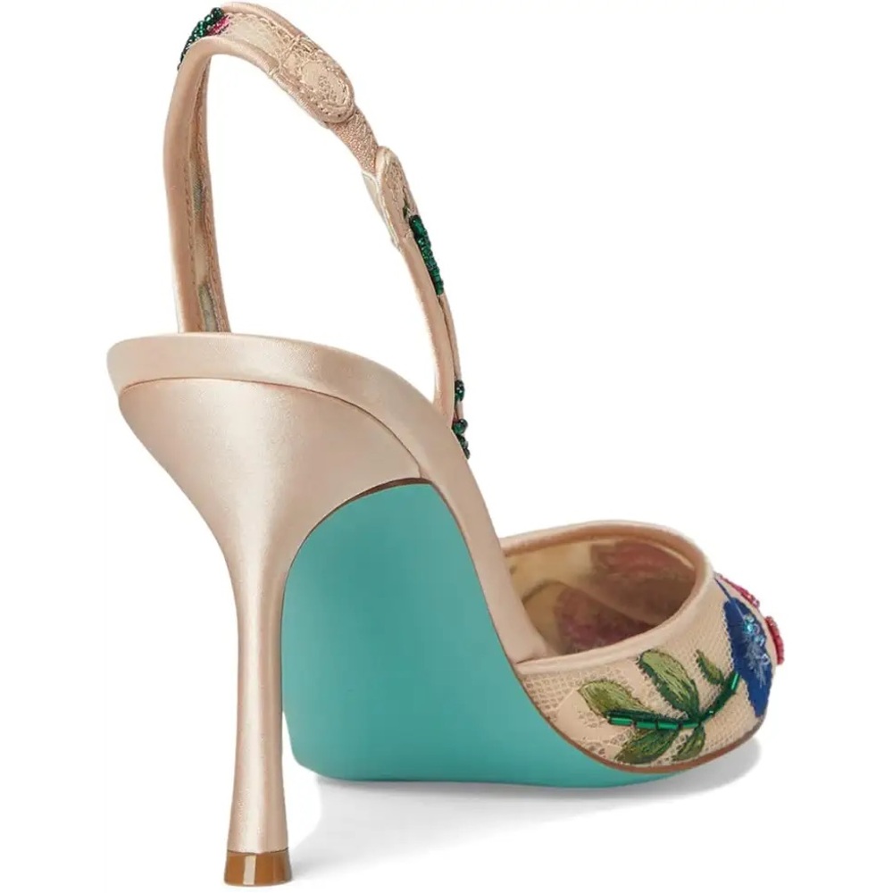 Betsey Johnson April Pump - Picture 5 of 6